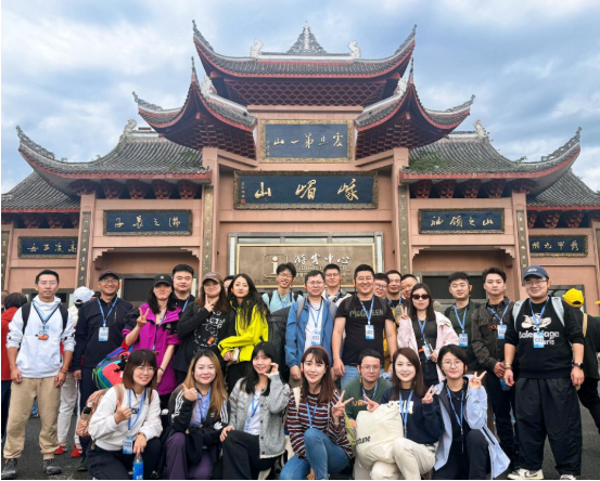 精彩良友｜凝心聚力攀高峰，攜手同行啟新程